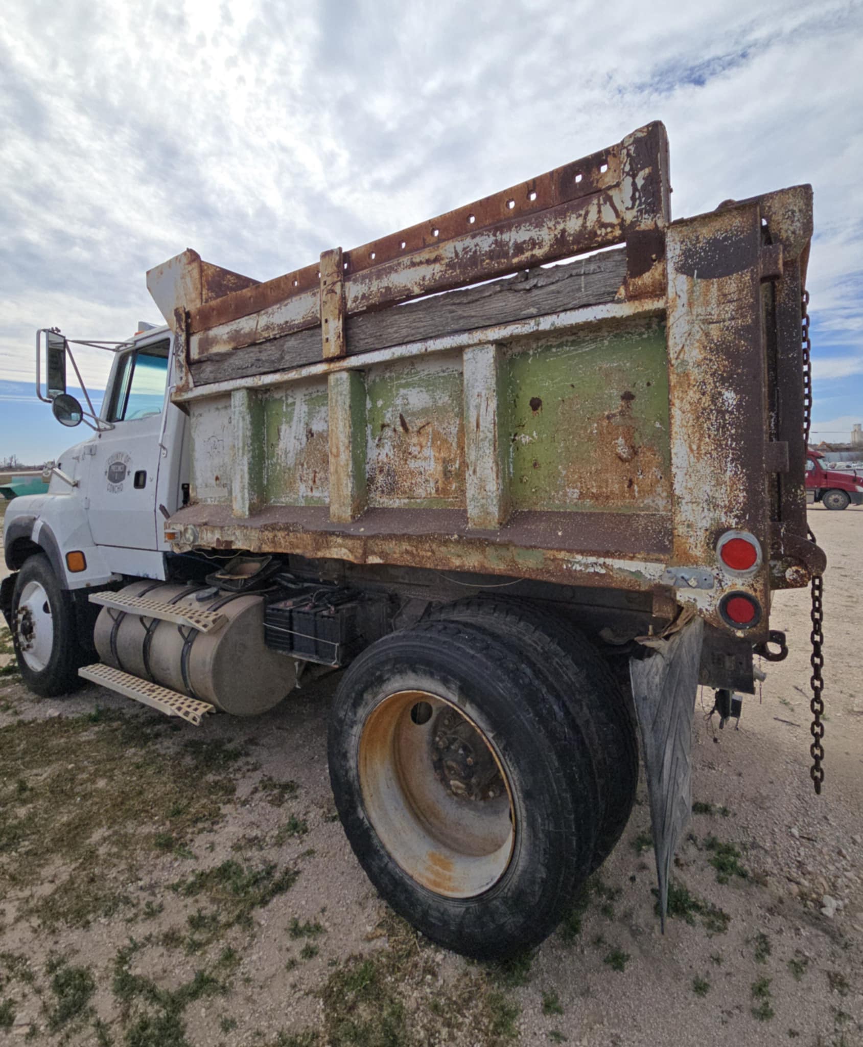 819b93d1-a74a-4585-afac-dcda405a9181